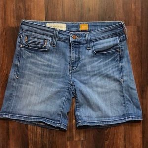 Anthropologie light denim shorts size 25